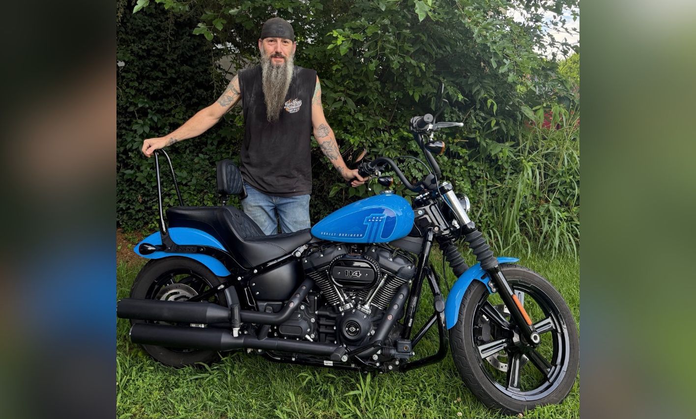 '22 HD Street Bob 114